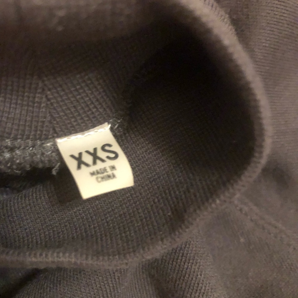 Essentials Fear of God Short Sleeve Sweatshirt - Picture 8 of 16